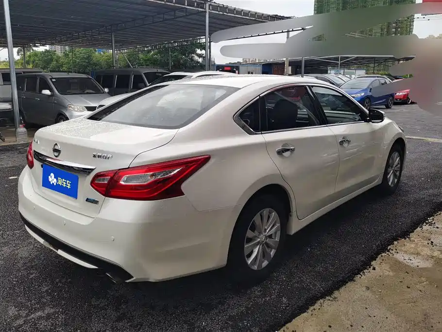 Teana Facelift 2.0 L XL Comfort