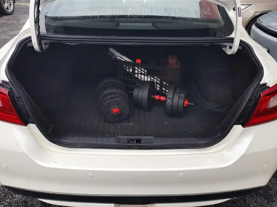 Teana Facelift 2.0 L XL Comfort