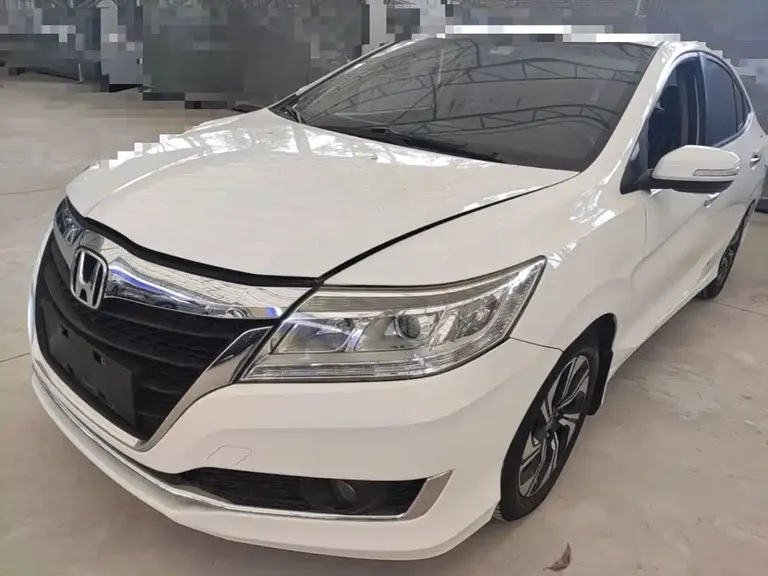 Honda Crider 1.8 L CVT Luxury
