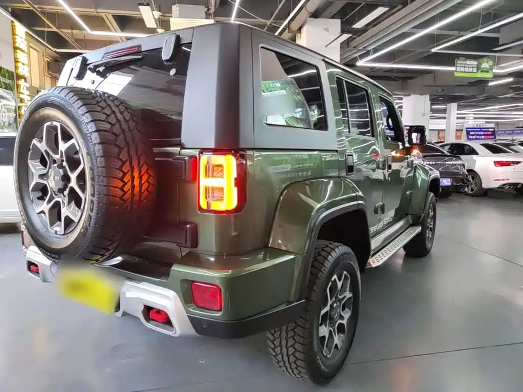 BAIC BJ40 北京越野BJ40 2022款 2.3 T 自动四驱卓越版