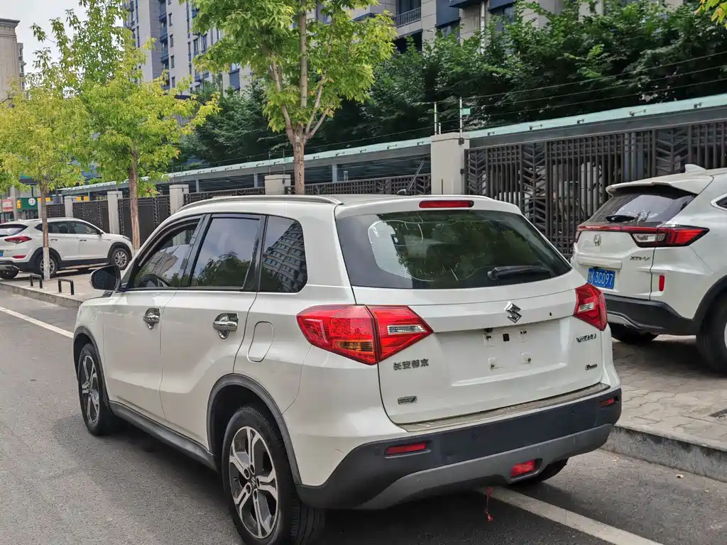 Vitara 维特拉 2016款 1.4 T 手动两驱豪华型