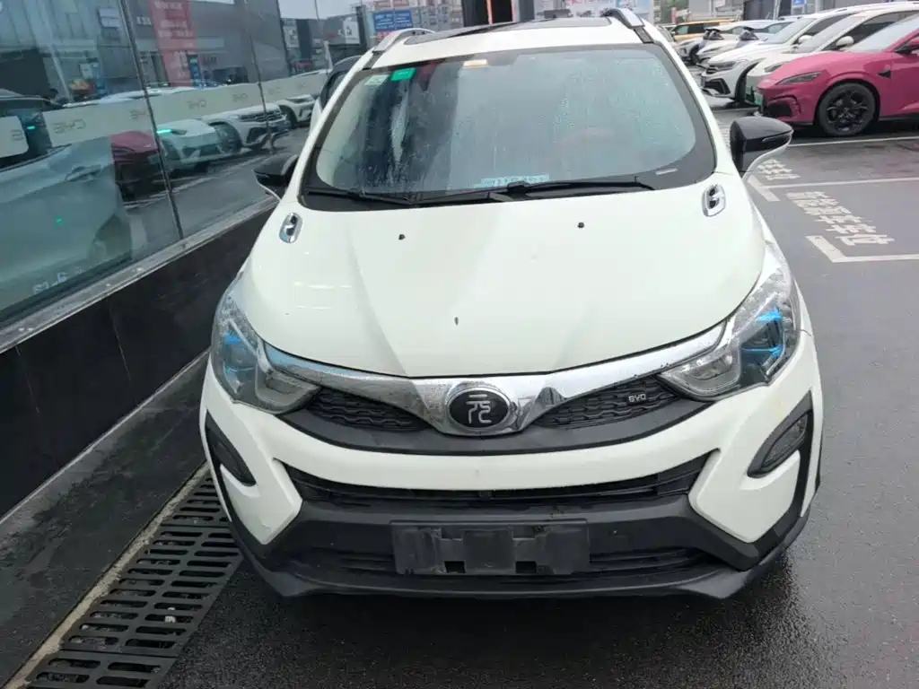 Yuan 1.5 L Manual Distinguished