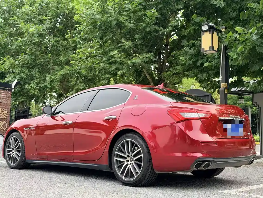 Ghibli Facelift 3.0 T Standard