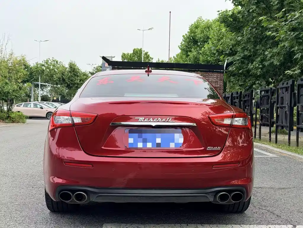 Ghibli Facelift 3.0 T Standard