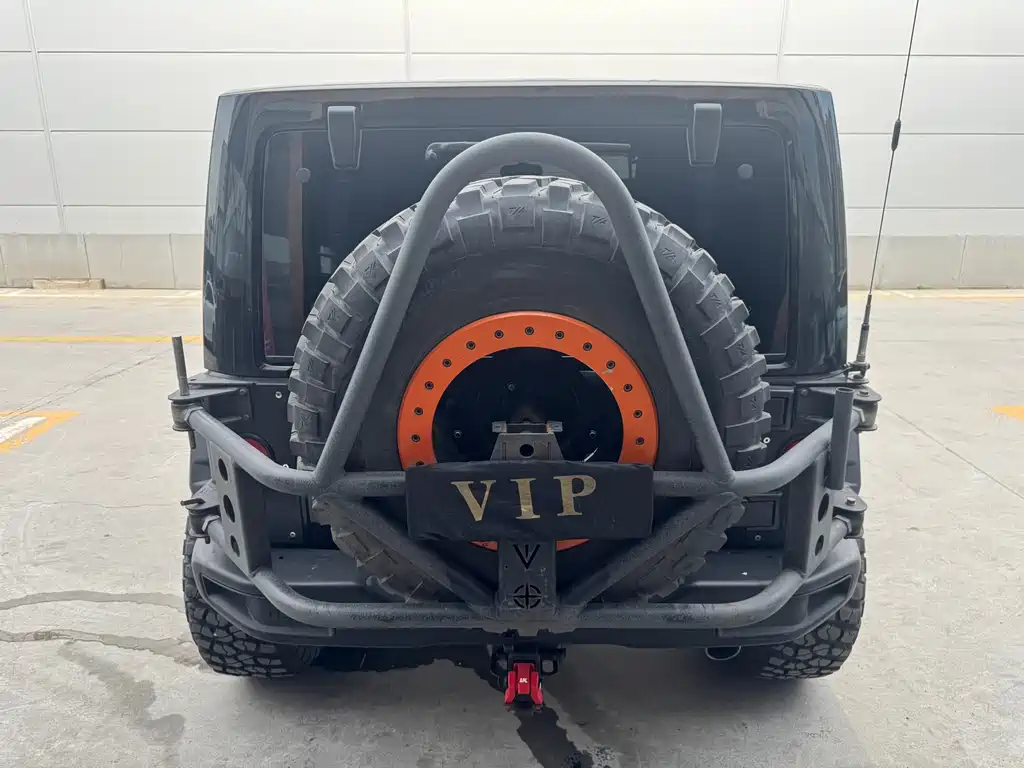 Wrangler 3.6 L Sahara 4-door