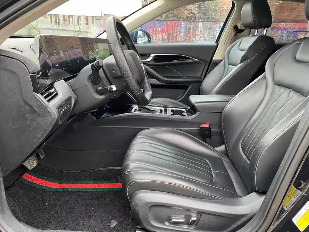 Besturn B70 1.5 T Auto Joy