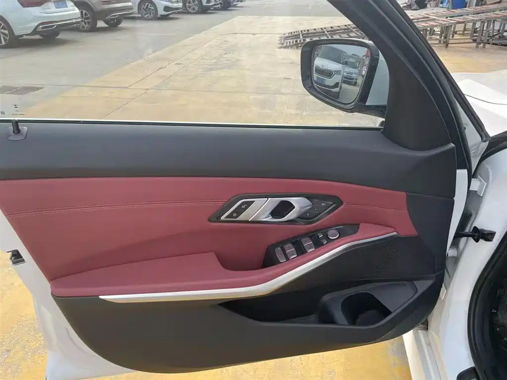 BMW 3 Series 320 i M Sport Package