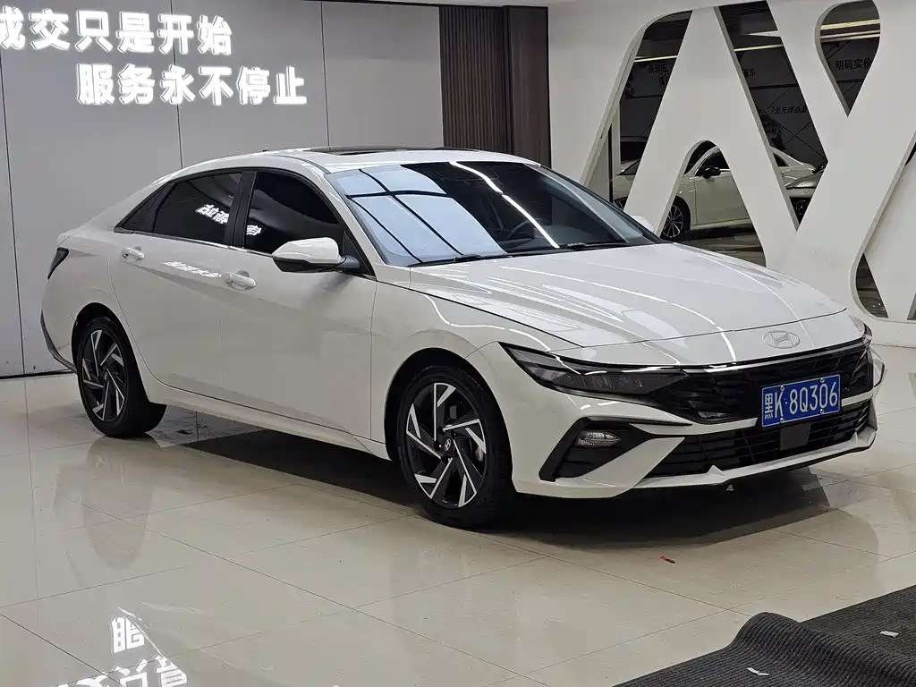Elantra 1.5 L CVT GLX Elite
