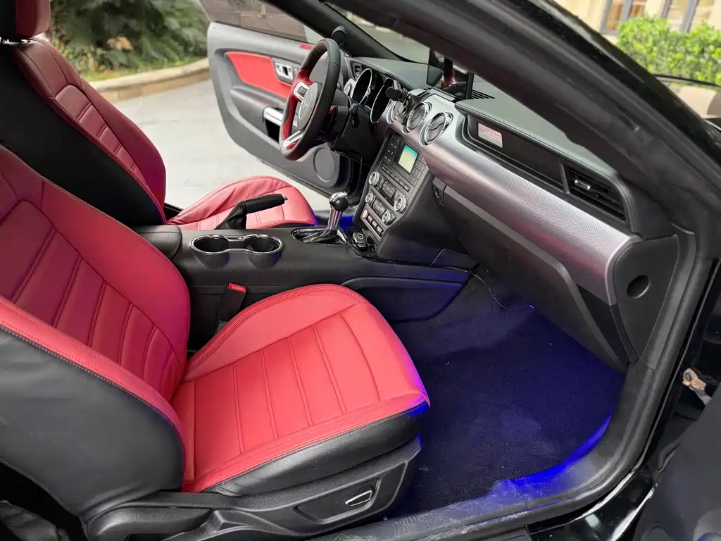 Mustang 2.3 T Sport