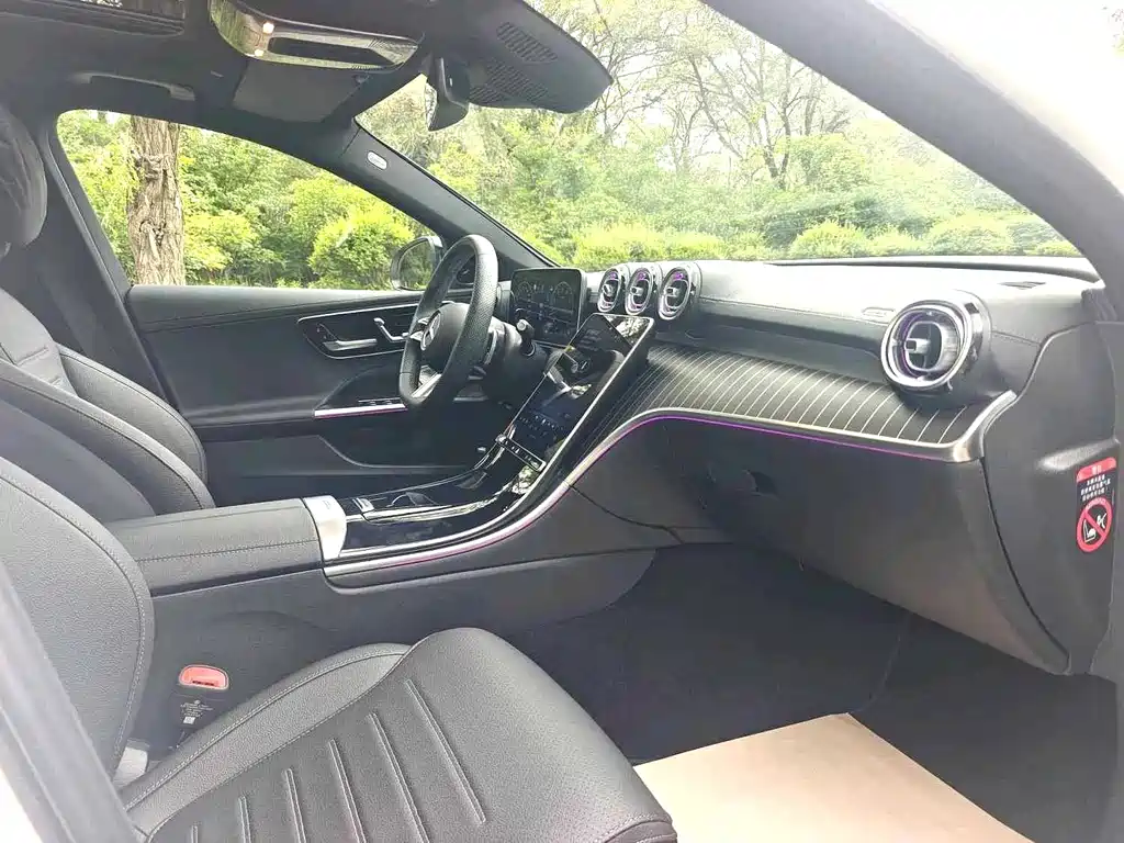 Mercedes-Benz C-Class C 260 L Bright Night Sport
