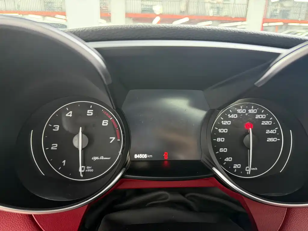 Giulia 2.0 T 280 HP Luxury Sport