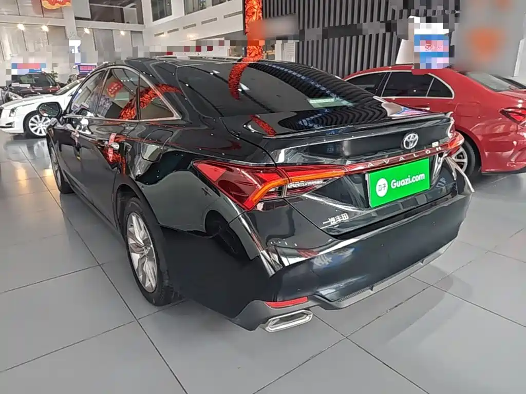 Avalon 2.5 L Luxury