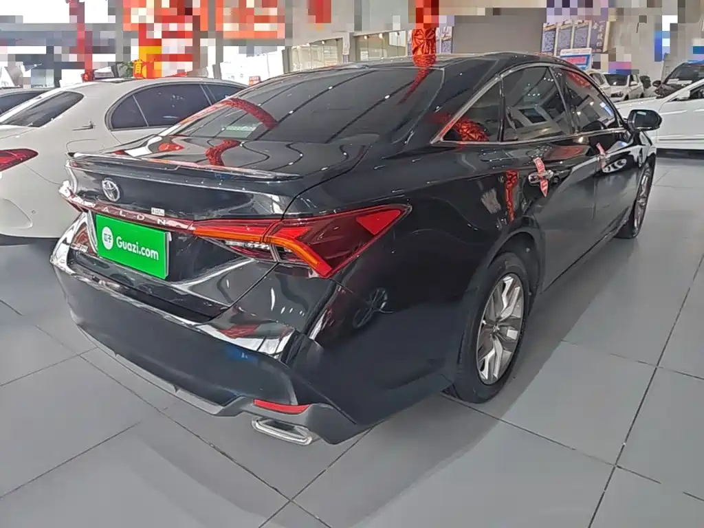 Avalon 2.5 L Luxury