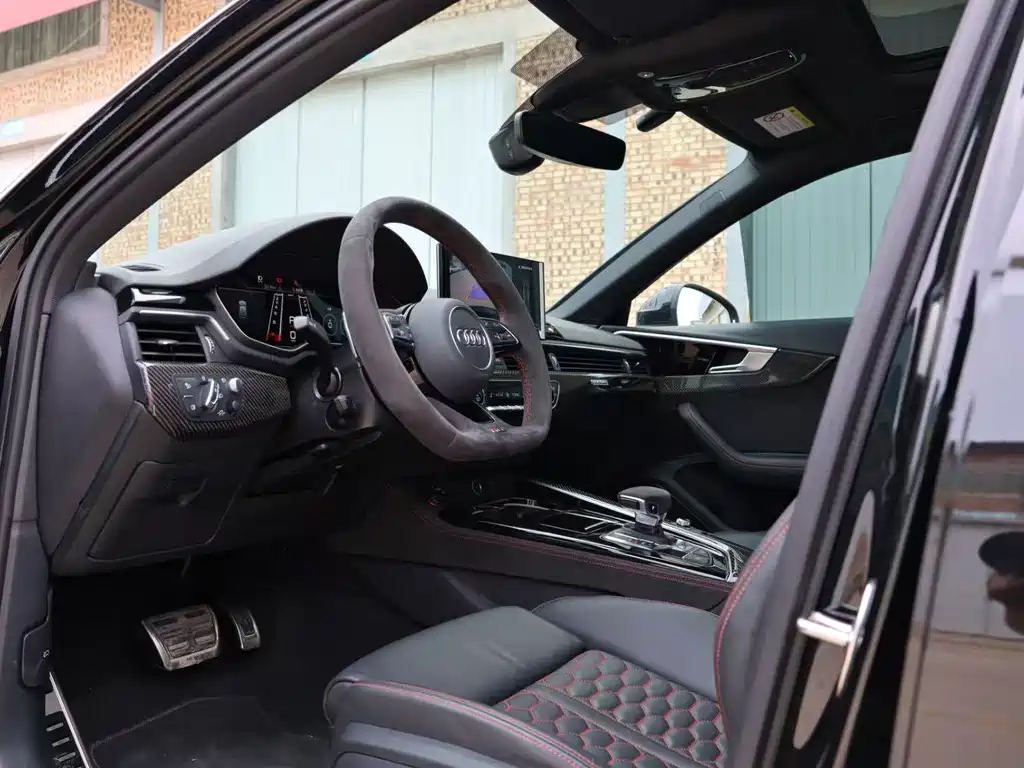 Audi RS 4 RS4 Avant Obsidian