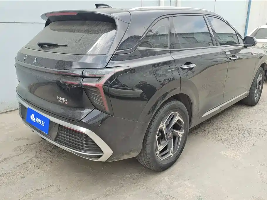 Hongqi HS3 1.5 T Aspire