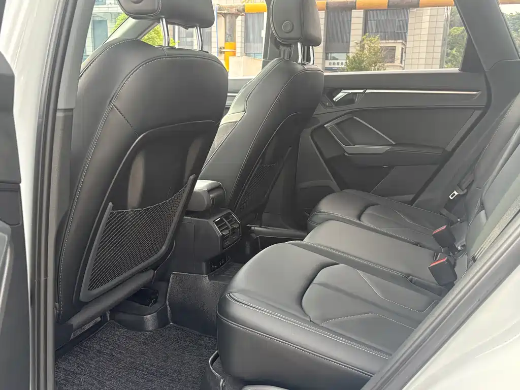 Audi Q3 40 TFSI Fashion Dynamic