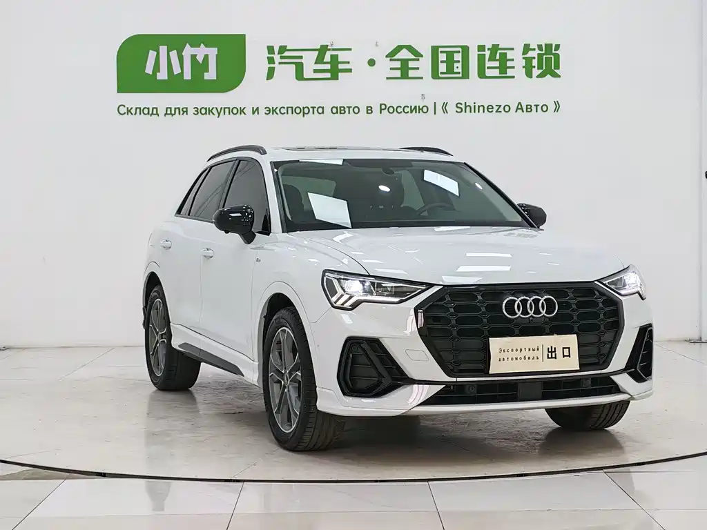 Audi Q3 35 TFSI Fashion Dynamic (1.4 T)