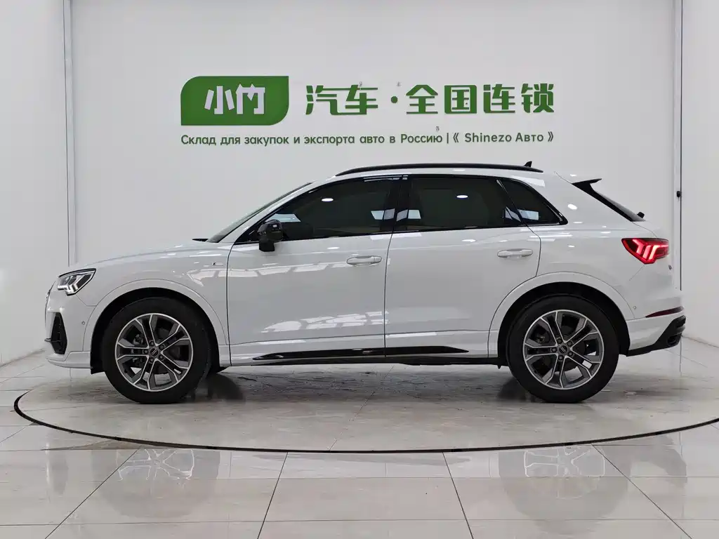 Audi Q3 35 TFSI Fashion Dynamic (1.4 T)