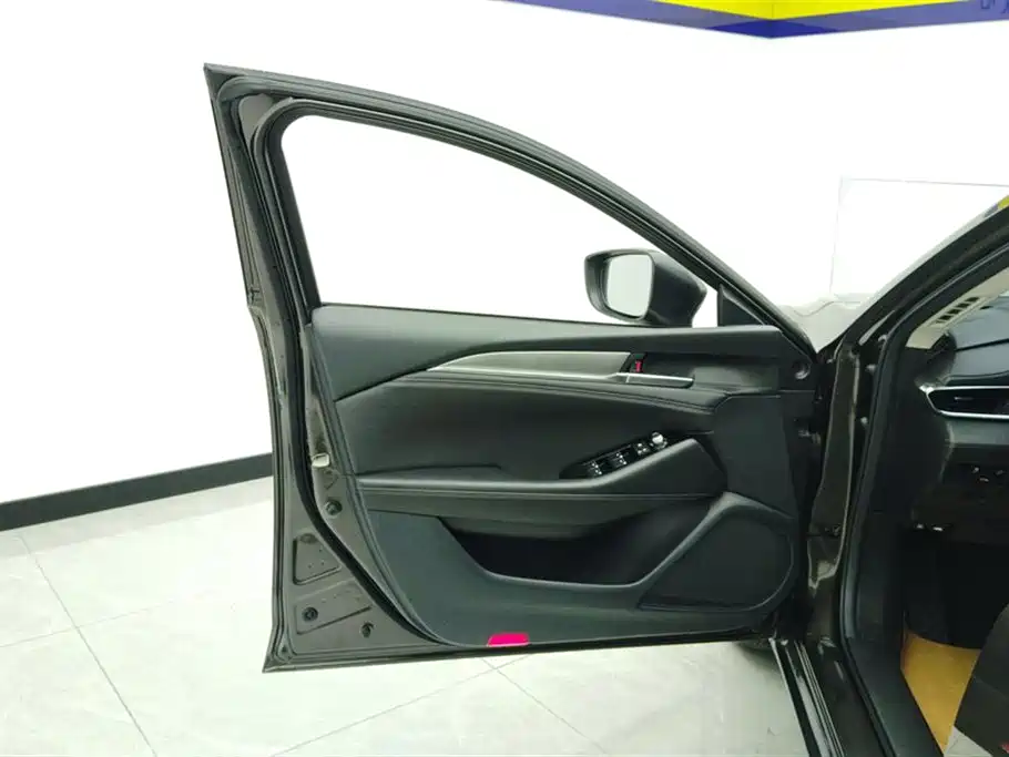 Atenza 2.5 L Blue Sky Sport