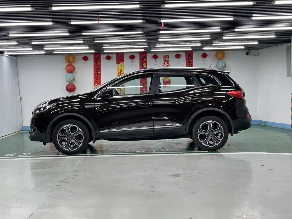Kadjar 科雷嘉 2016款 2.0 L 四驱至尊版