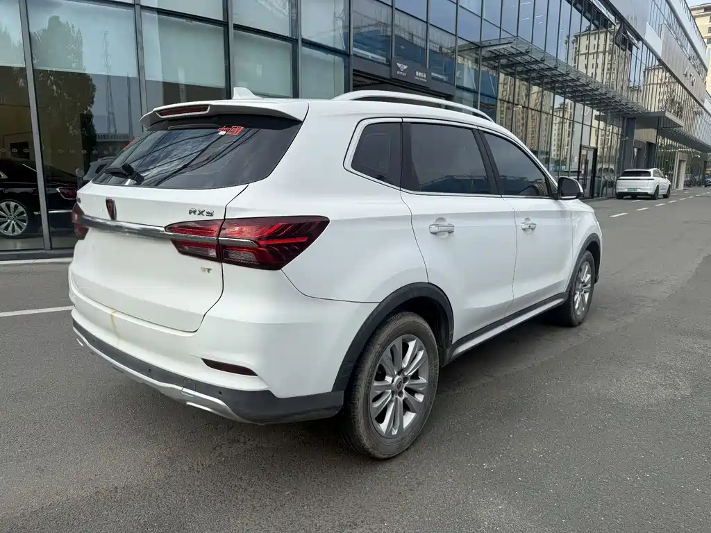 Roewe RX5 20 T 2 WD Auto Flagship