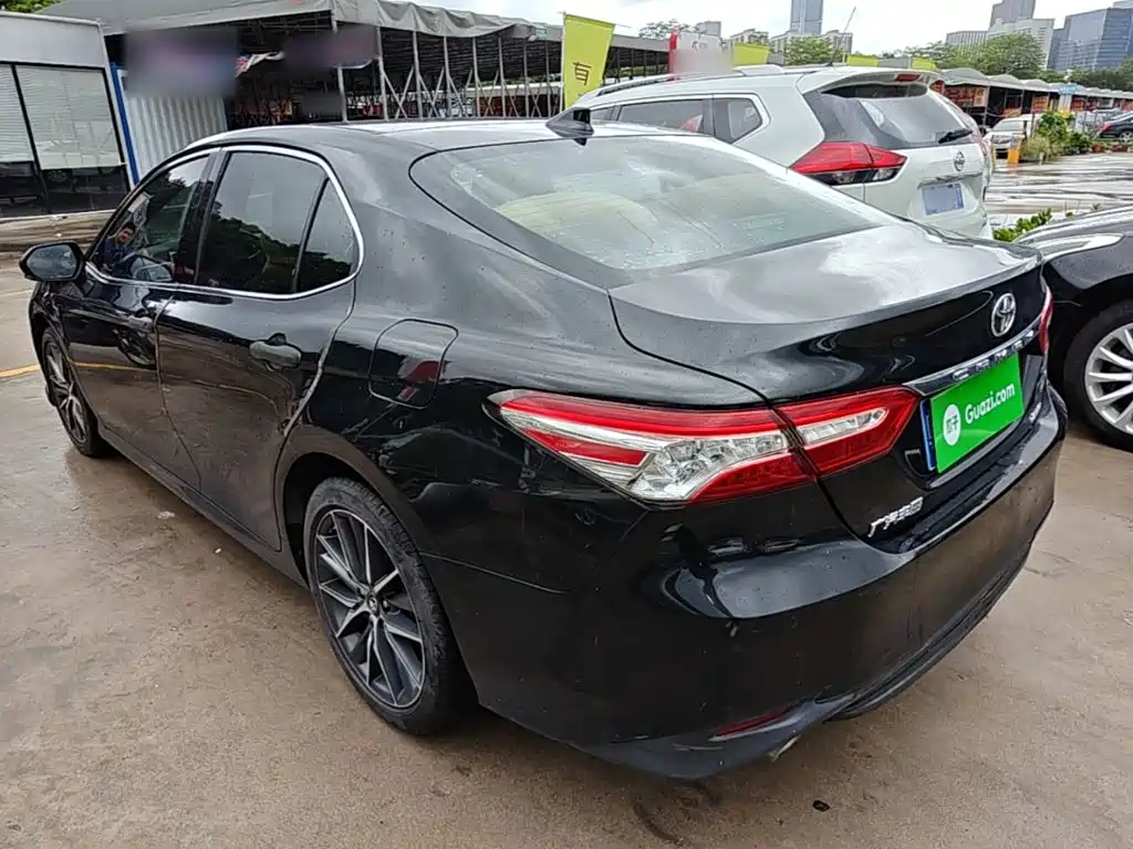 Camry 2.5 G Luxury