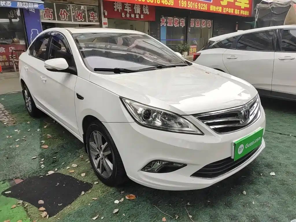 Eado 1.6 L Auto Distinguished