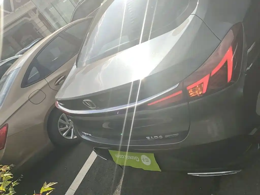 Eado PLUS 1.6 L GDI Manual Elite