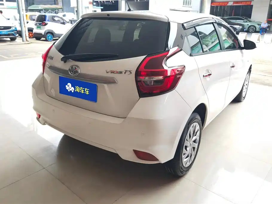 Vios FS 1.5 L CVT Sharp Speed