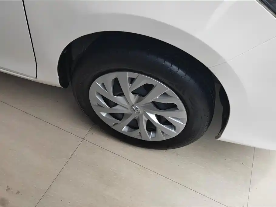 Vios FS 1.5 L CVT Sharp Speed