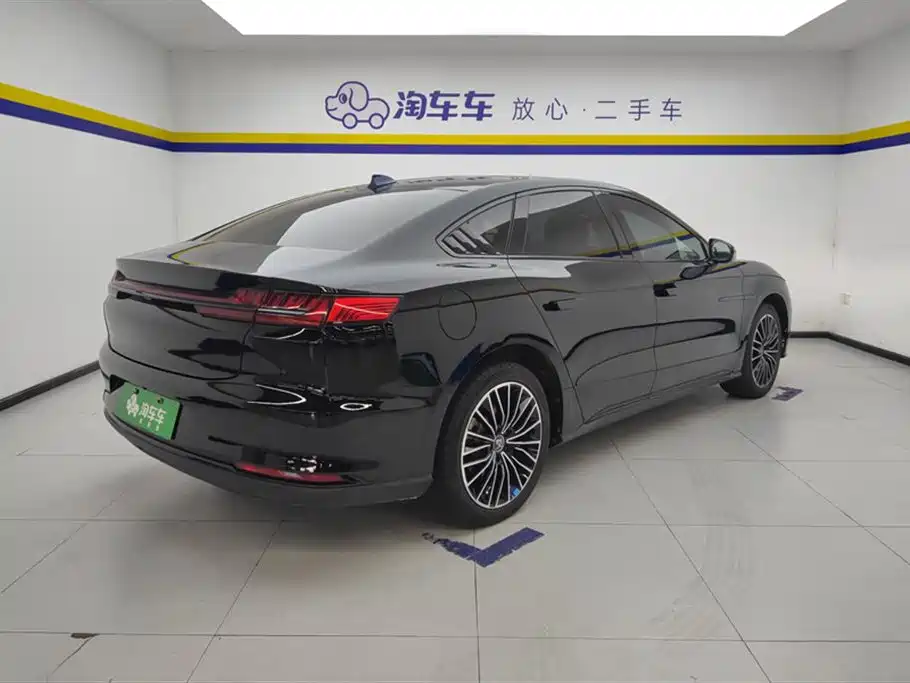 Han DM 4 WD Performance Luxury