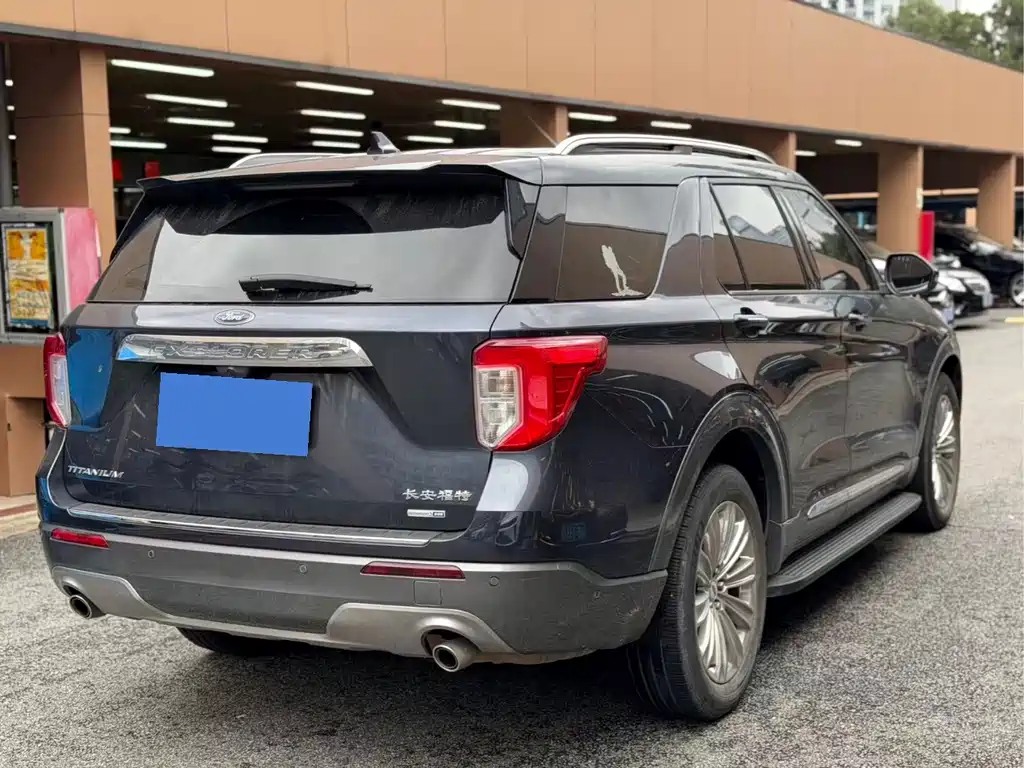 Explorer EcoBoost 285 4 WD Titanium 6-seat