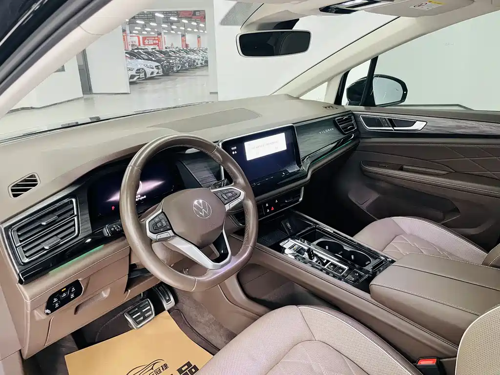 Viloran 380 TSI Distinguished
