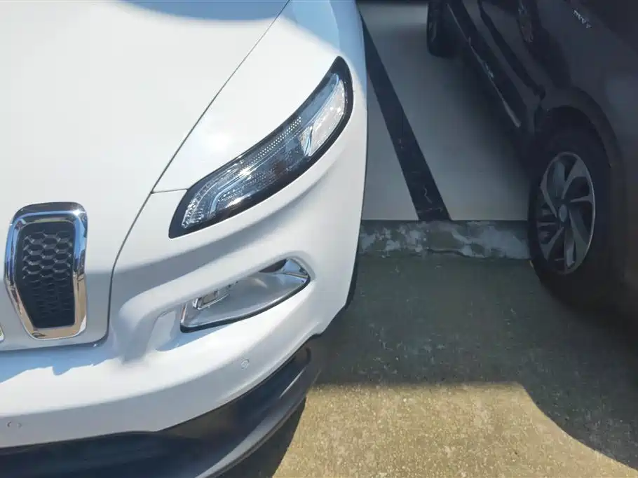 Cherokee 2.4 L Leading Intelligent