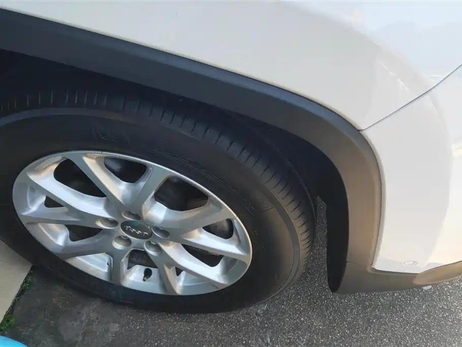 Cherokee 2.4 L Leading Intelligent