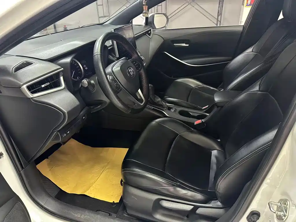 Levin Dual Engine 1.8 H E-CVT Luxury CN-V