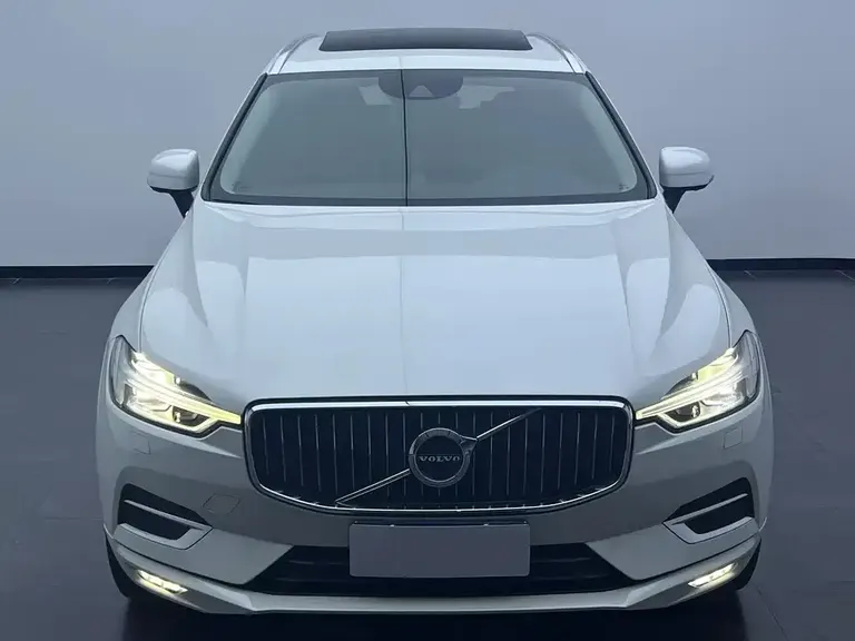 Volvo XC60 T5 4 WD Smart Grace Luxury