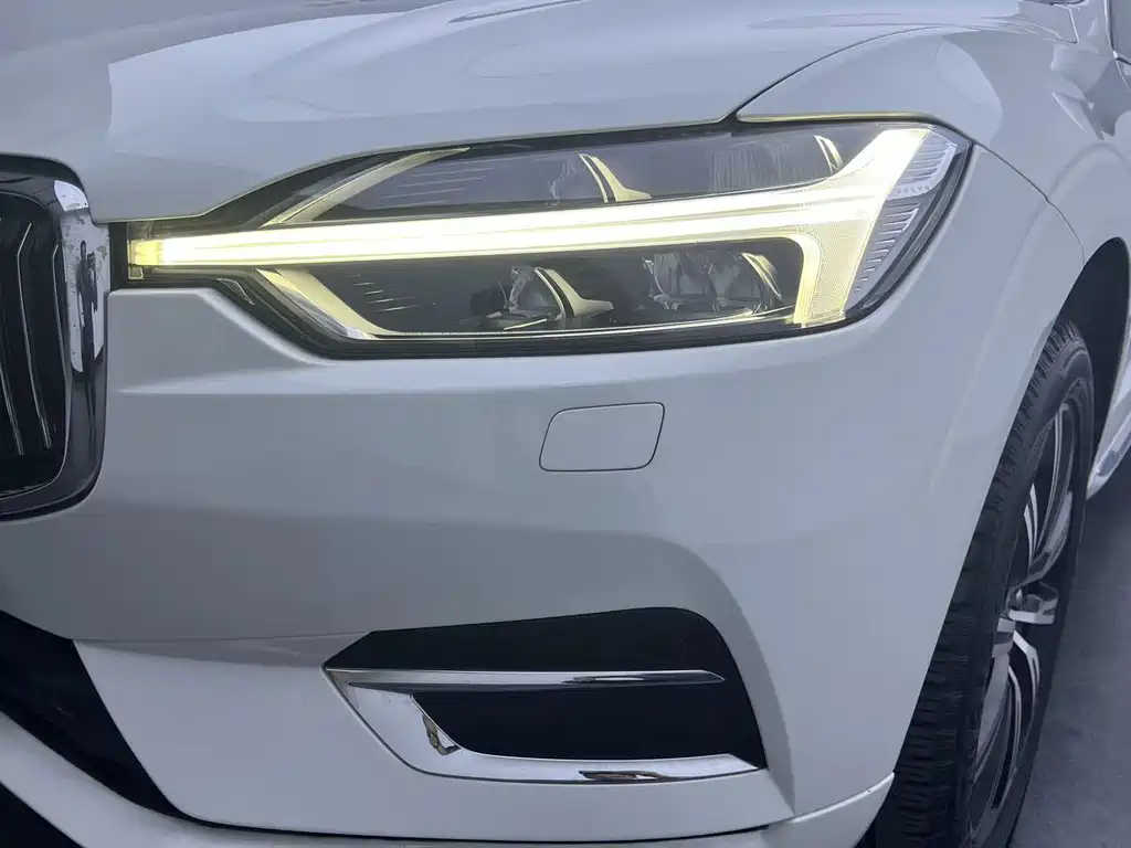 Volvo XC60 T5 4 WD Smart Grace Luxury