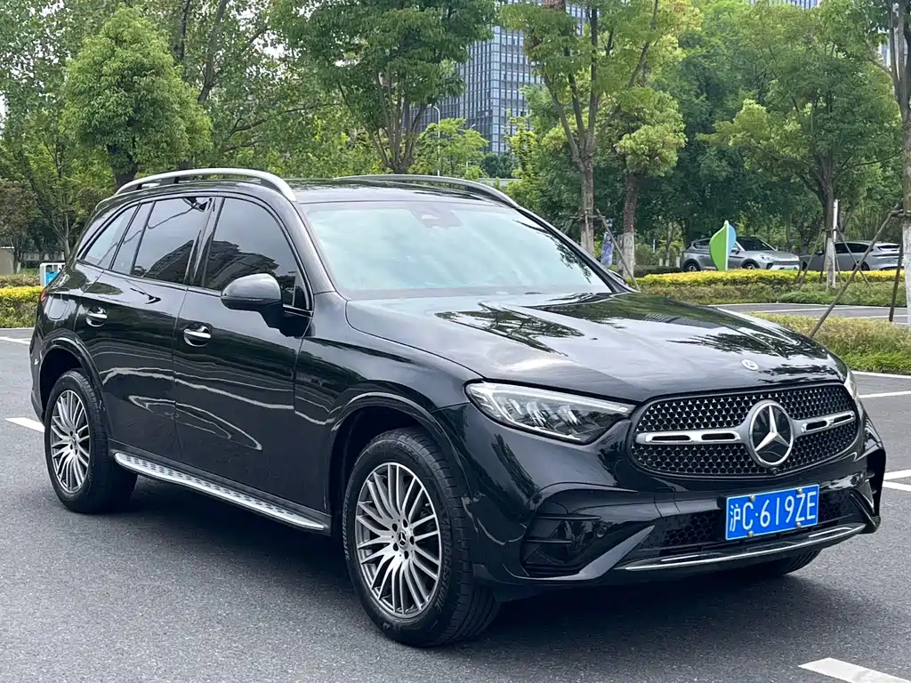 Mercedes-Benz GLC Facelift GLC 300 L 4 MATIC Dynamic 5-seat