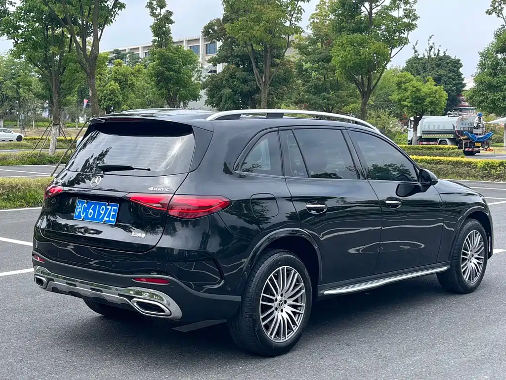 Mercedes-Benz GLC Facelift GLC 300 L 4 MATIC Dynamic 5-seat