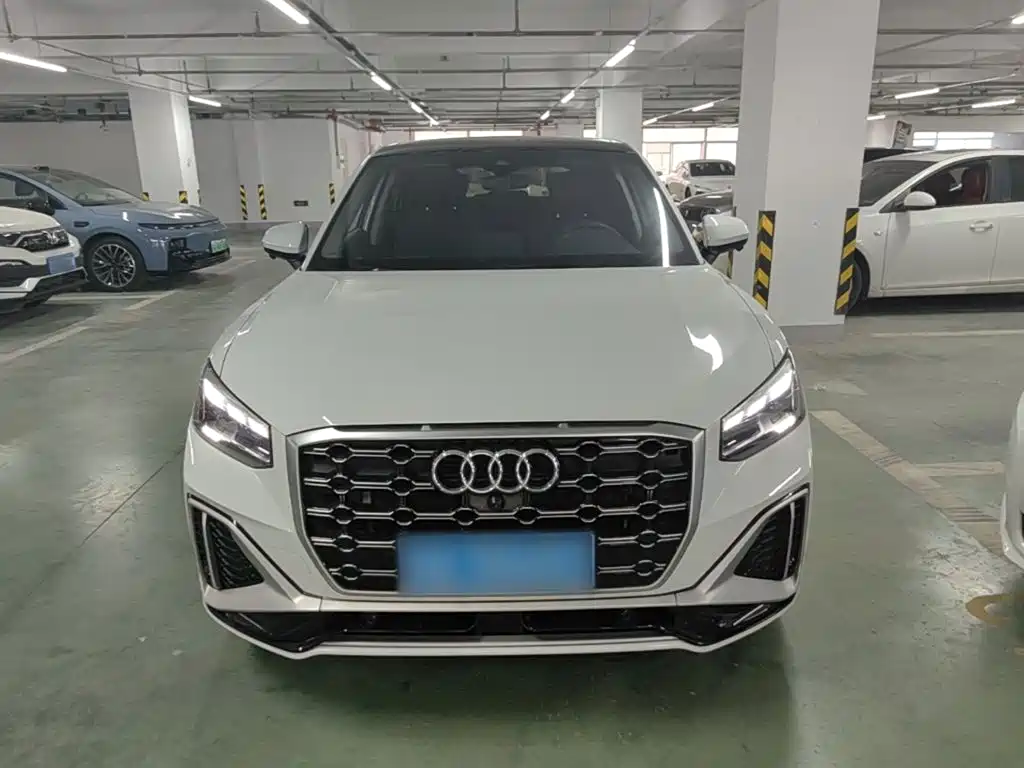 Audi Q2 L 35 TFSI Progressive Dynamic