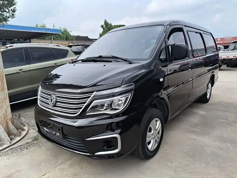 Dongfeng Lingzhi M5 L 1.6 L Utility
