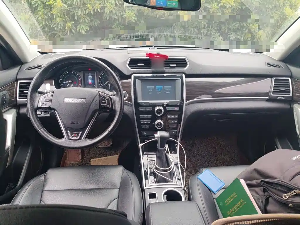 Haval H2 Red Label 1.5 T Auto 2 WD Distinguished