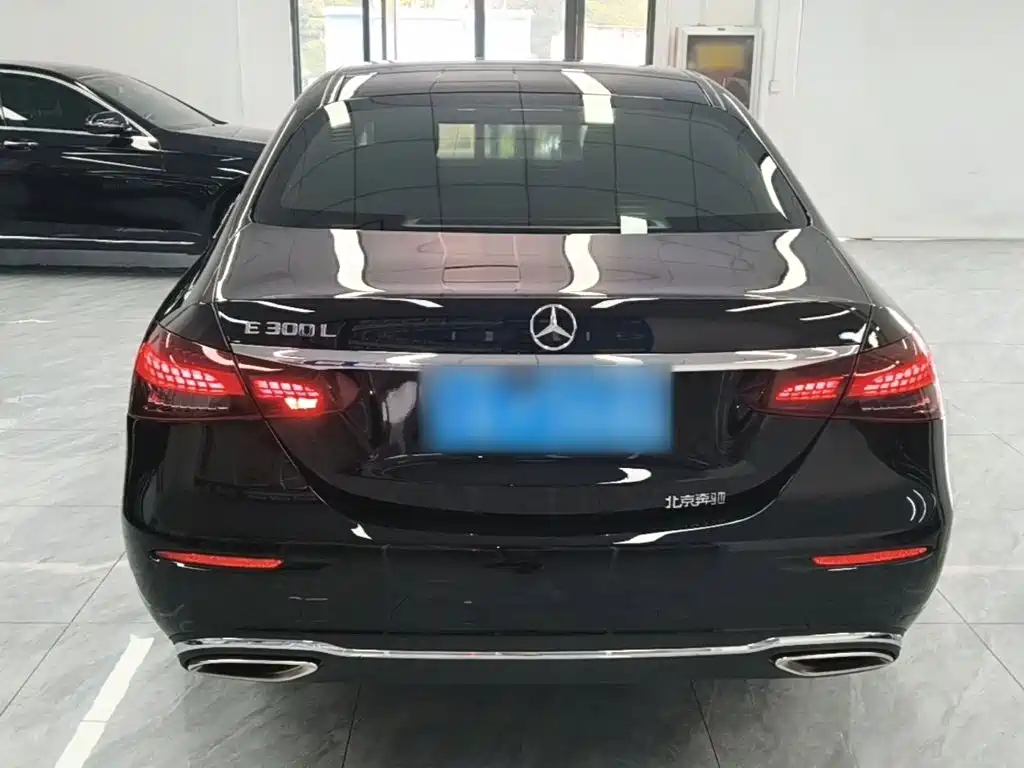 Mercedes-Benz E-Class Facelift E 300 L Luxury