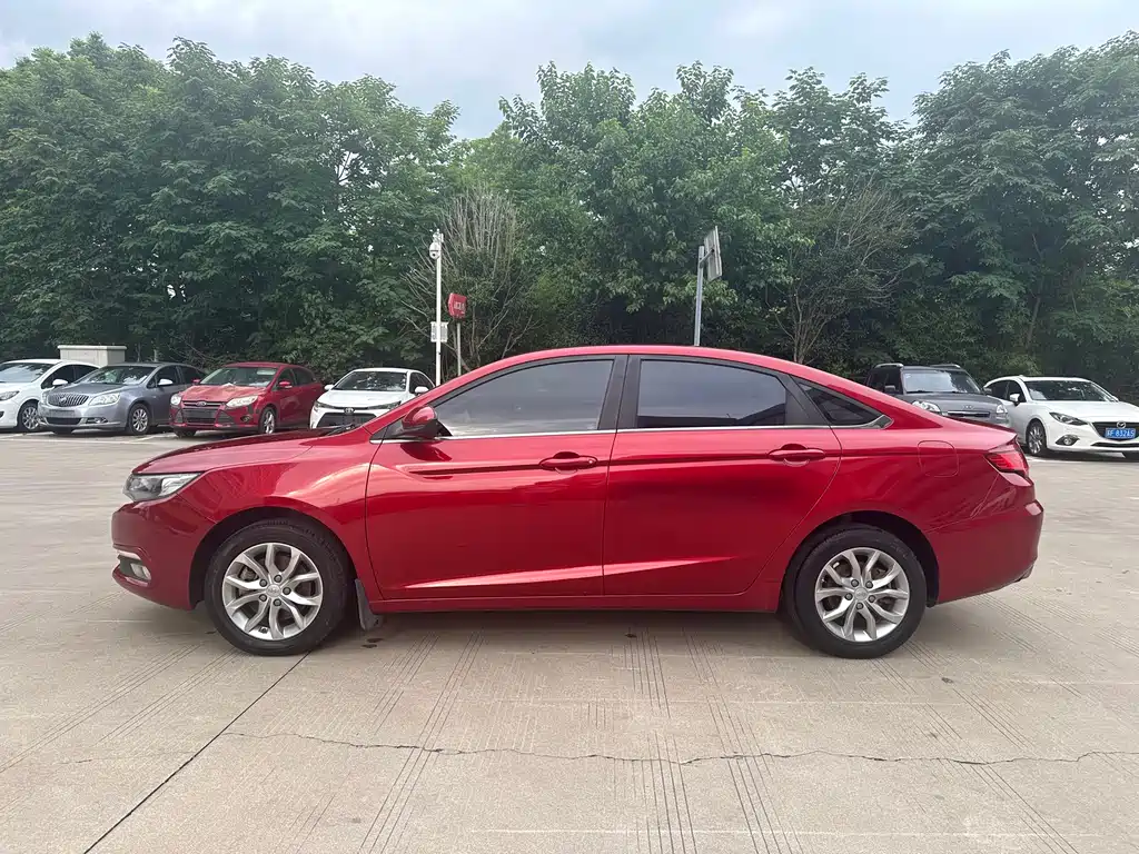 Emgrand GL 1.8 L DCT Elite
