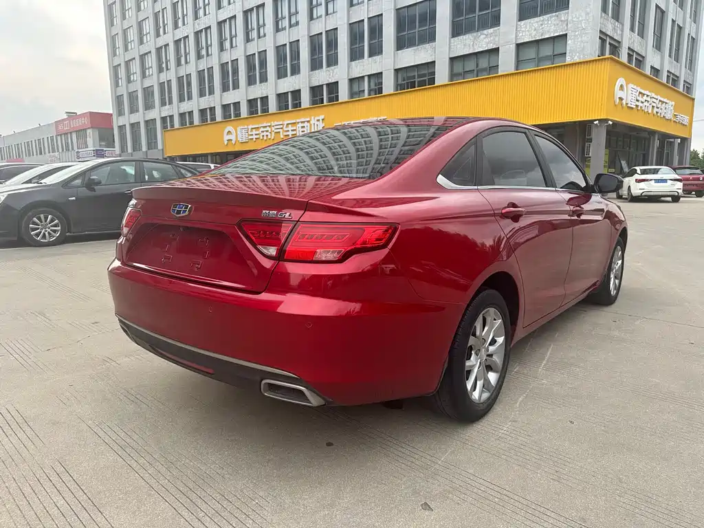 Emgrand GL 1.8 L DCT Elite