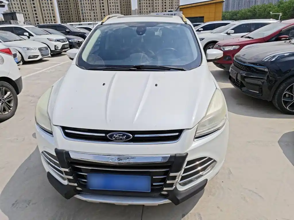 Kuga 1.6 L GTDi 2 WD Style
