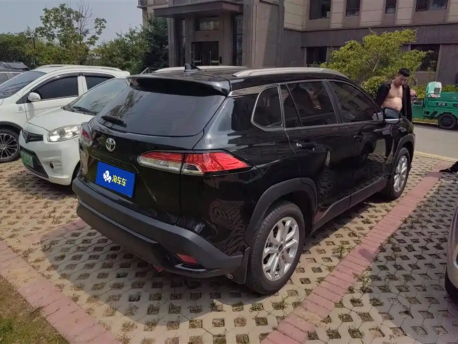 Frontlander 2.0 L CVT Elite plus