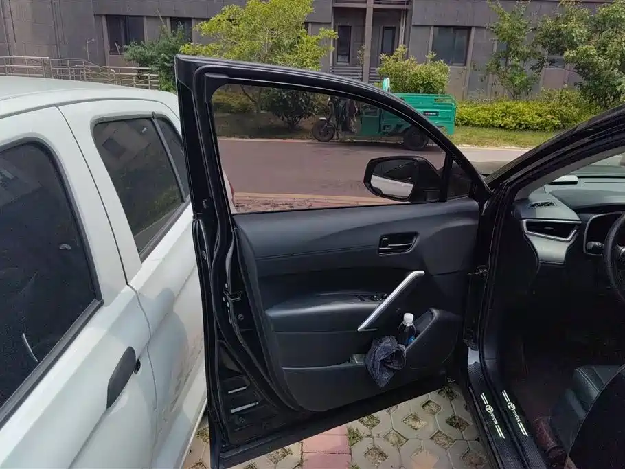 Frontlander 2.0 L CVT Elite plus