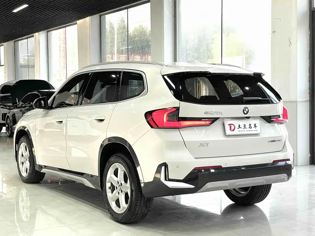 BMW X1 sDrive20 Li X Design Package
